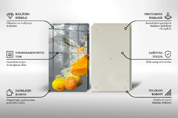 Deska do krojenia Cytryny w wodzie