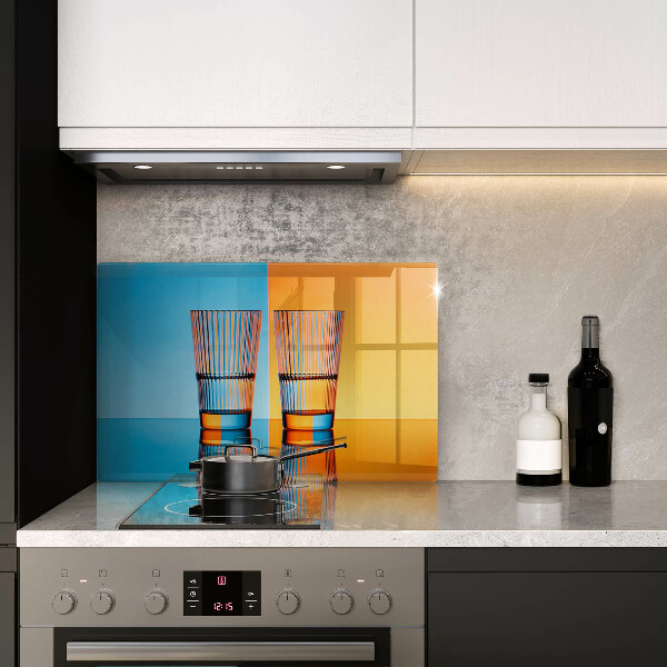 Szklana deska do kuchni Dwie szklanki wody