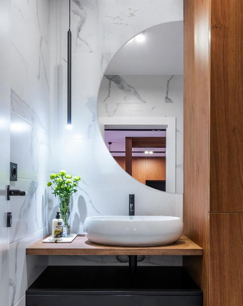 Nowoczesne lustro półokrągłe bez ramy 45x90 cm