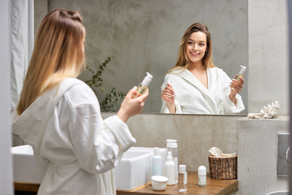 Prostokątne lustro bez ramy 80x60 cm