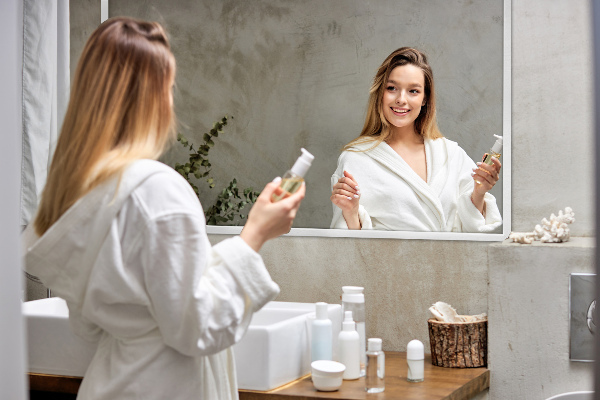 Lustro do przedpokoju biała ramka 100x70 cm