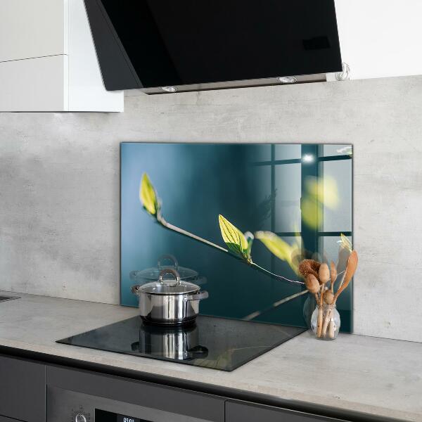 Panel szklany do kuchni Błyszczący Liść na Gałęzi