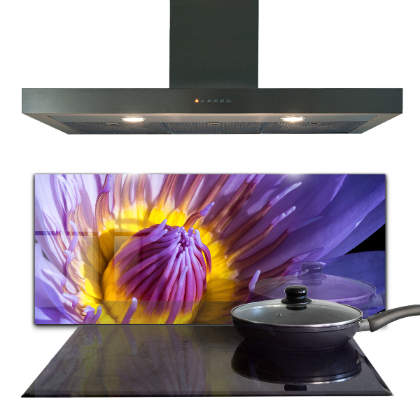 Lacobel do kuchni Detale Fioletowego Kwiatu