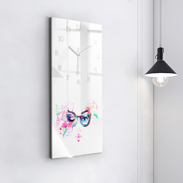 Zegar szklany pionowy Kobieta w okularach