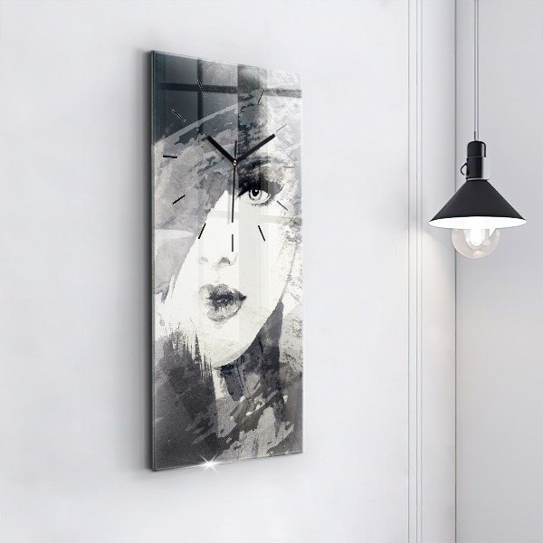 Zegar szklany pionowy Kobieta – akwarele