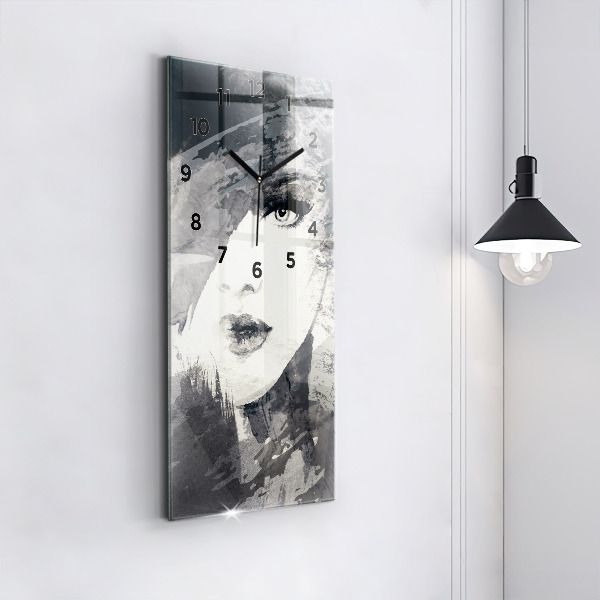 Zegar szklany pionowy Kobieta – akwarele