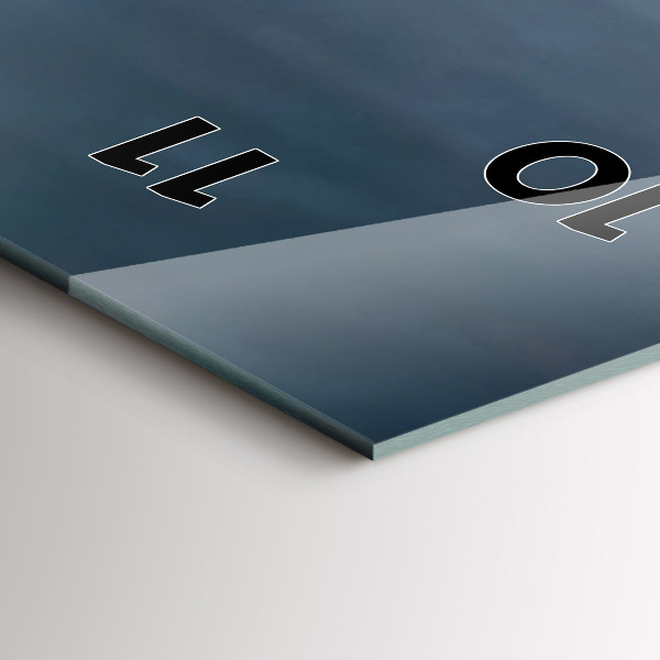 Zegar ścienny pionowy Mężczyzna na motocyklu