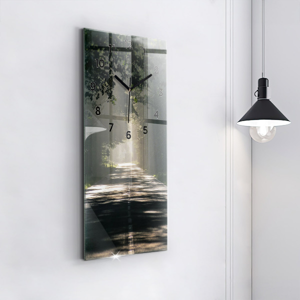 Zegar ścienny pionowy Leśna droga i smugi słońca