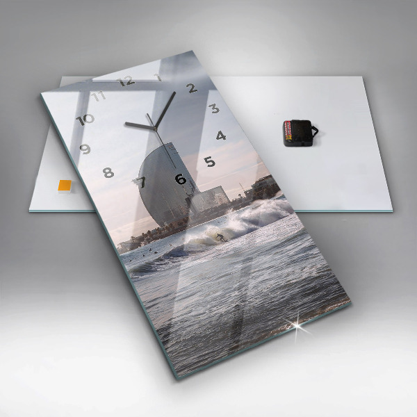 Zegar ścienny pionowy Barcelona Surfer