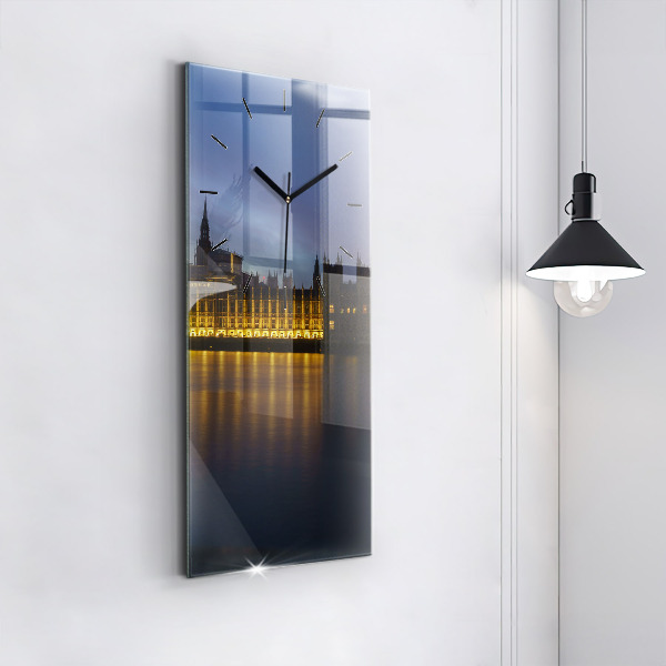 Zegar ścienny pionowy Pałac Winchester Londyn