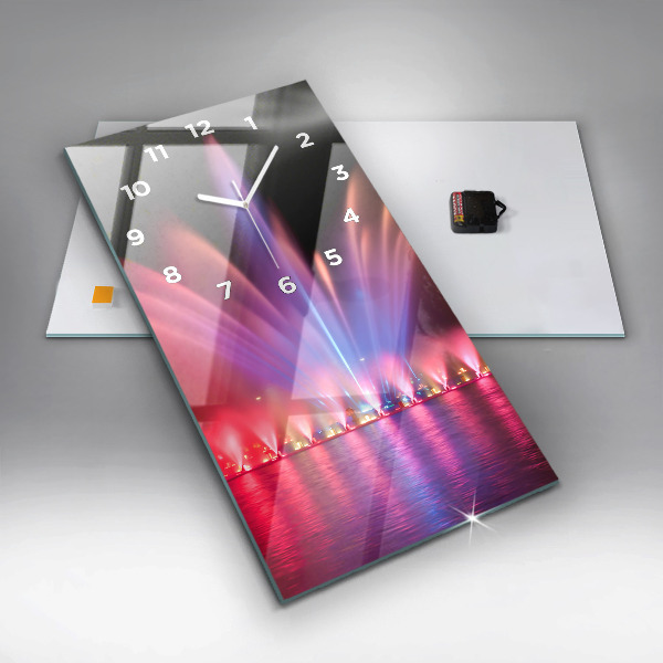 Zegar szklany pionowy Wrocławska fontanna nocą