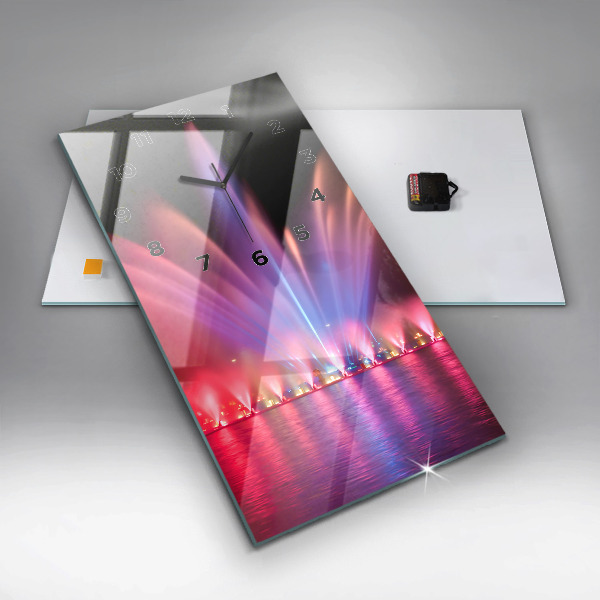 Zegar szklany pionowy Wrocławska fontanna nocą