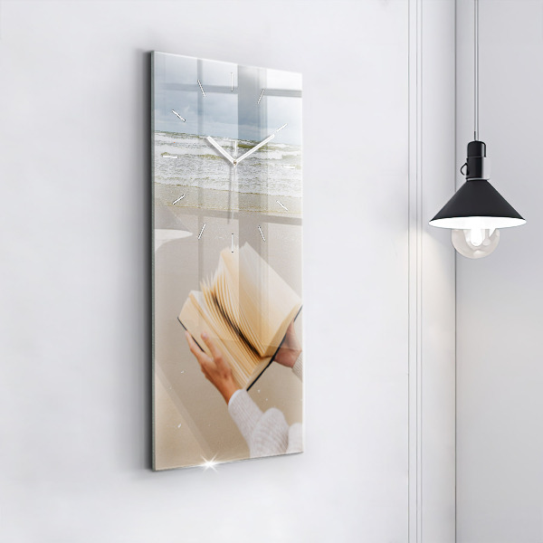 Zegar ścienny pionowy Chwila z książką