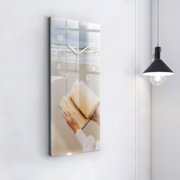Zegar ścienny pionowy Chwila z książką
