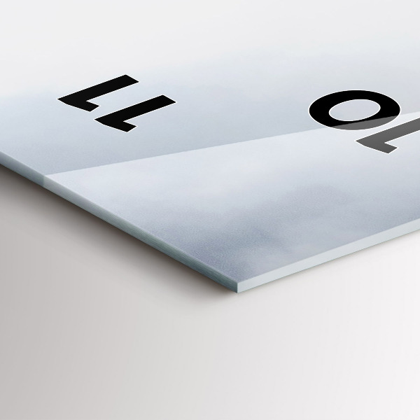 Zegar ścienny pionowy Wieżowiec w Mediolanie