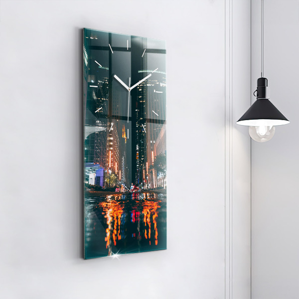 Zegar ścienny pionowy Hotel Hilton w Houston