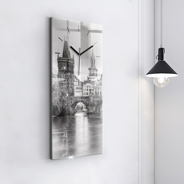 Zegar szklany pionowy Most Karola w Pradze