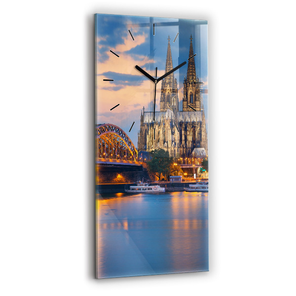 Zegar szklany pionowy Widok na ratusz