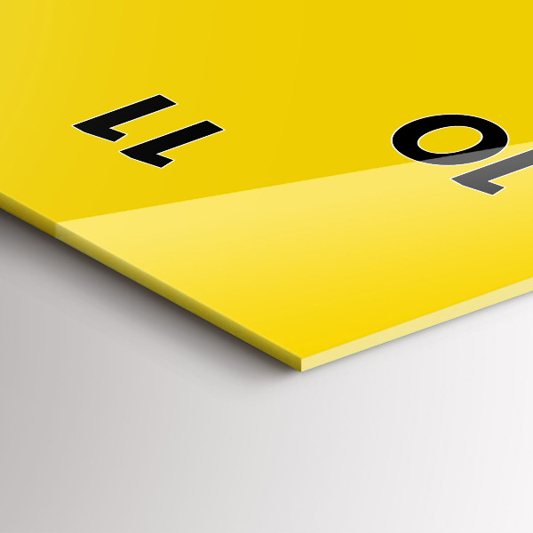 Zegar ścienny pionowy Kolor jasny żółty