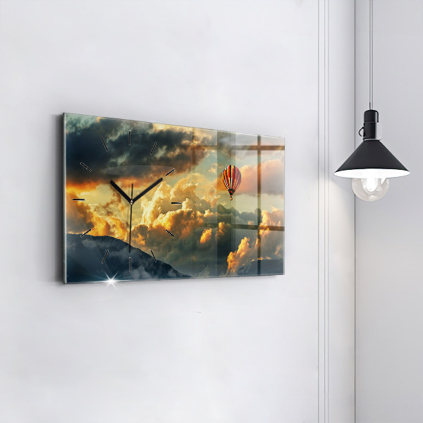 Zegar ścienny poziomy Lot balonem w chmurach