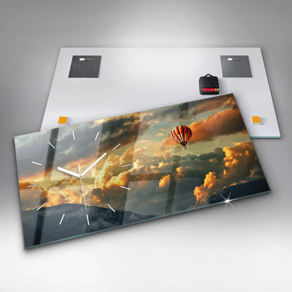 Zegar ścienny poziomy Lot balonem w chmurach