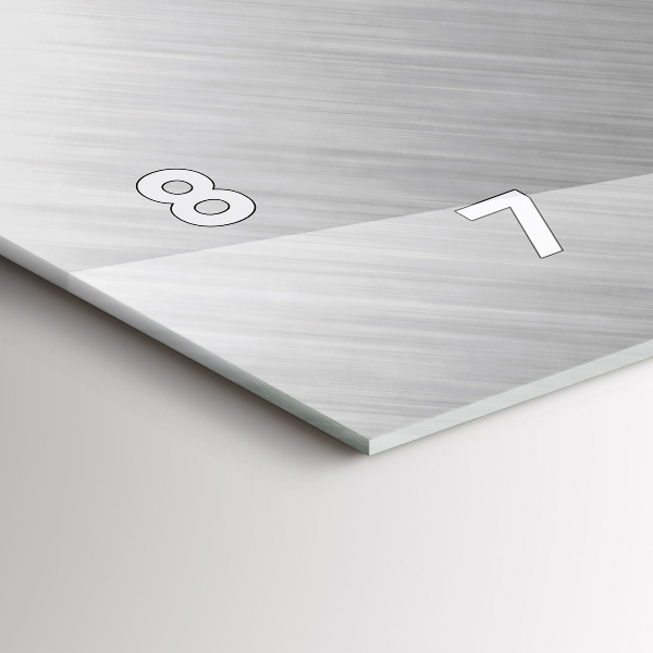 Zegar ścienny poziomy Metalowa ściana