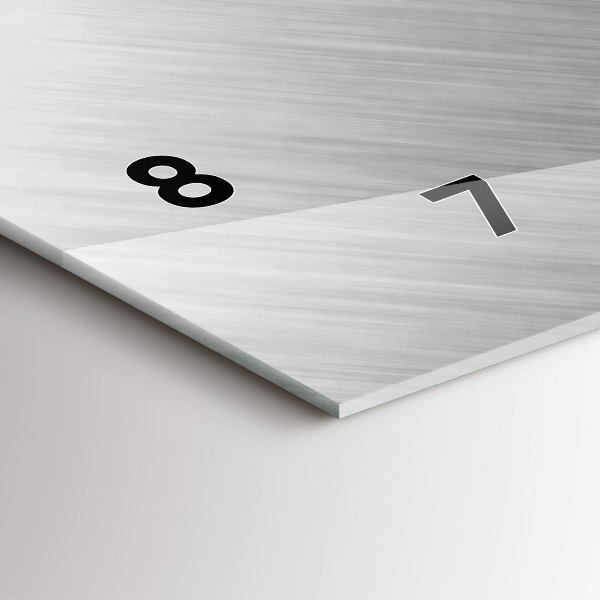 Zegar ścienny poziomy Metalowa ściana