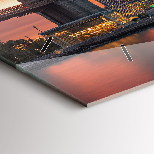 Zegar szklany poziomy Nowym Jorku East River