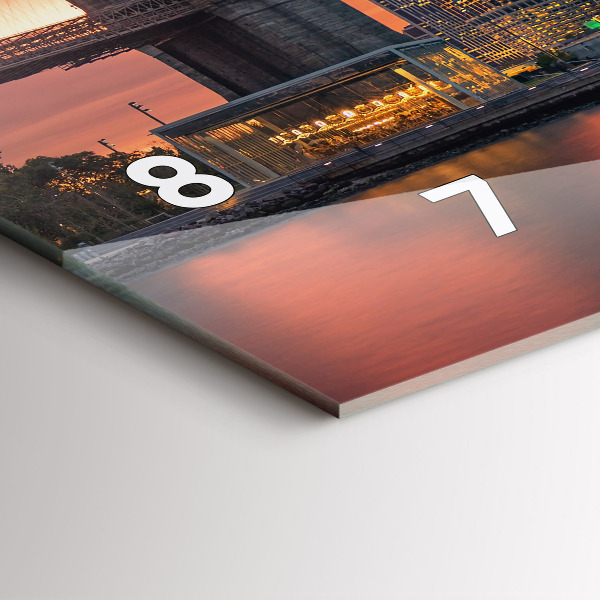 Zegar szklany poziomy Nowym Jorku East River