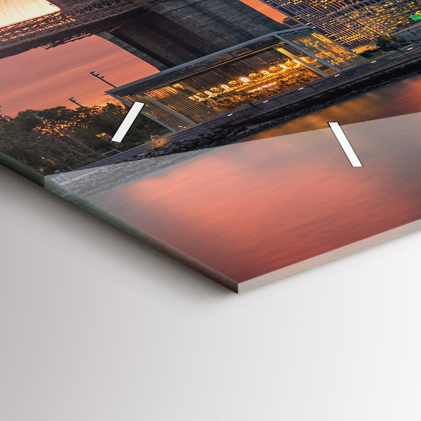 Zegar szklany poziomy Nowym Jorku East River