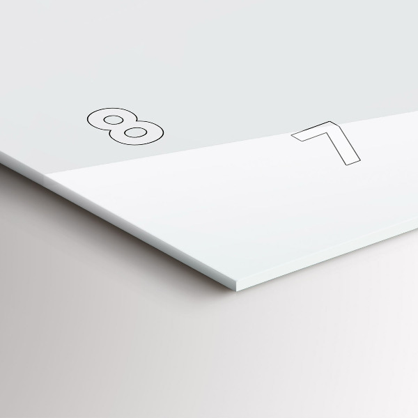 Zegar szklany poziomy Wiklinowy kosz z zabawkami