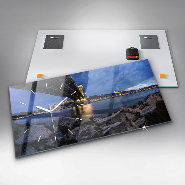 Zegar poziomy Skalisty brzeg pod mostem