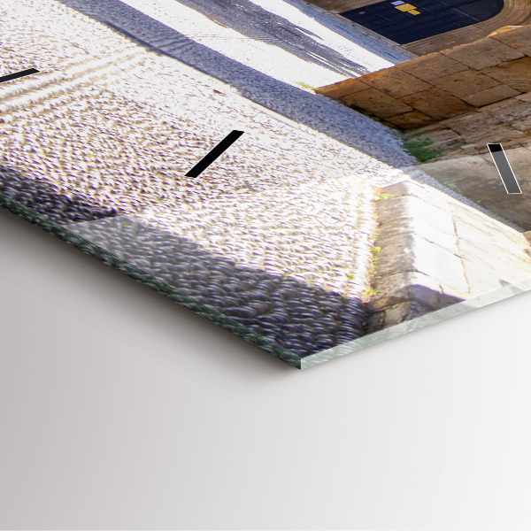 Kwadratowy zegar Malownicza ulica Rodos