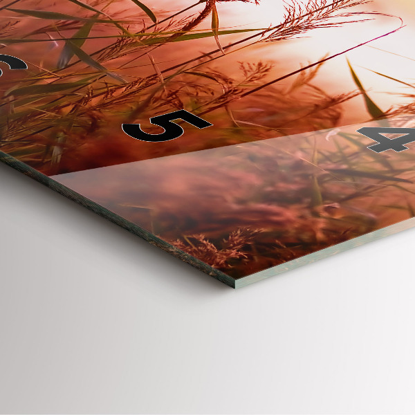 Kwadratowy zegar Mglisty poranek