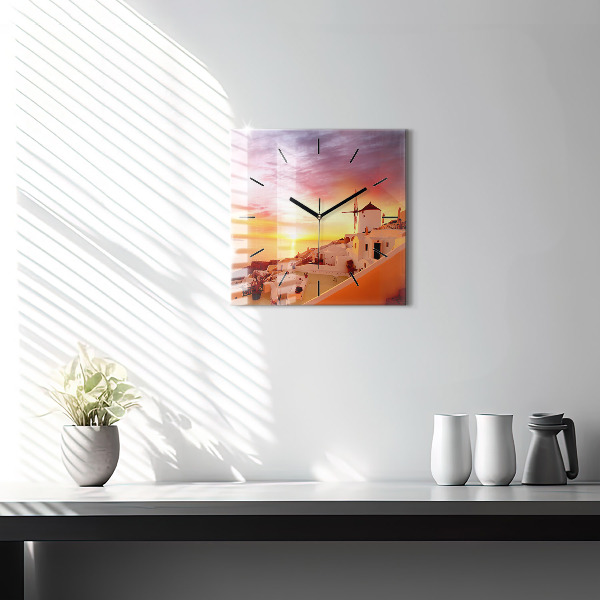 Kwadratowy zegar Stary wiatrak w Santorini