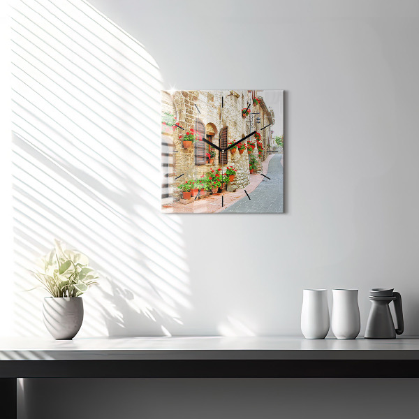 Kwadratowy zegar Malownicza uliczka