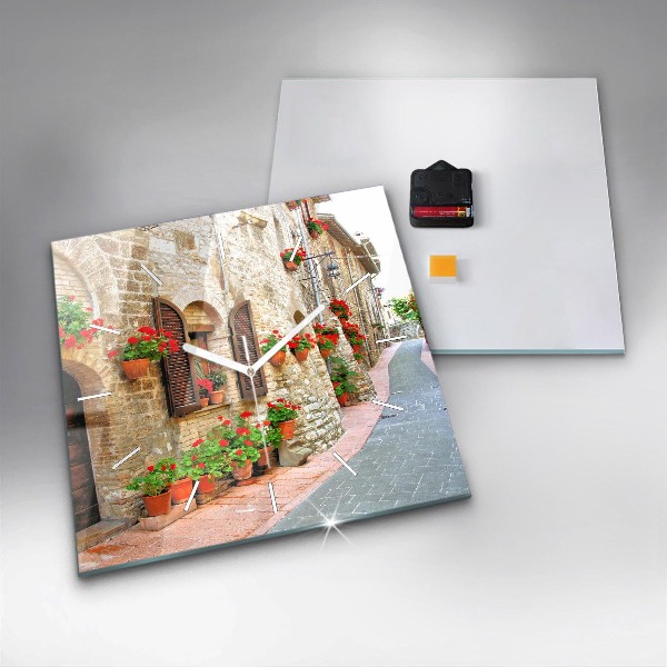 Kwadratowy zegar Malownicza uliczka