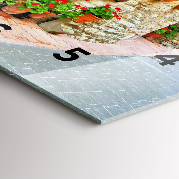 Kwadratowy zegar Malownicza uliczka