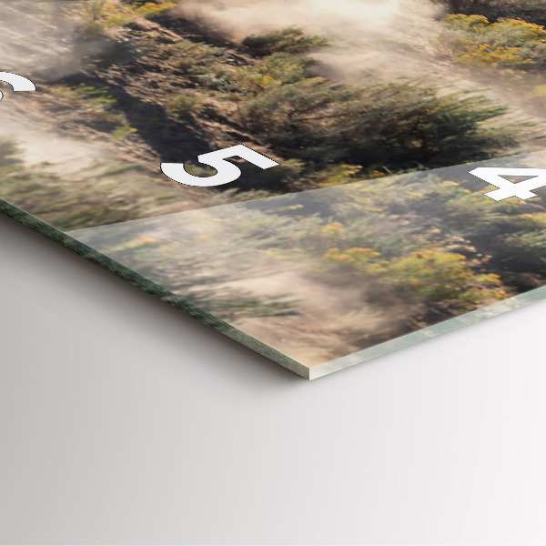 Kwadratowy zegar Stado rozpędzonych koni