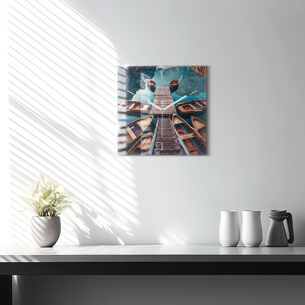 Kwadratowy zegar Pomost i Jezioro