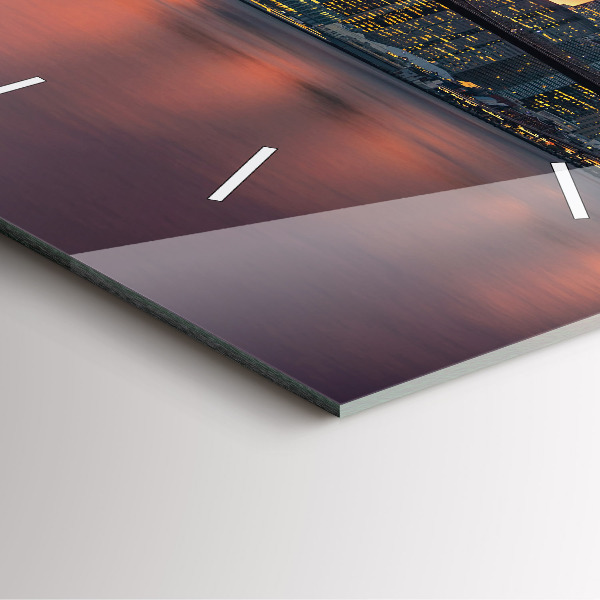 Kwadratowy zegar Nowym Jorku East River