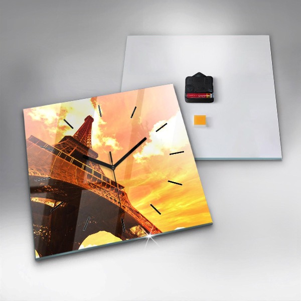 Kwadratowy zegar Wieża Eiffla w Paryżu