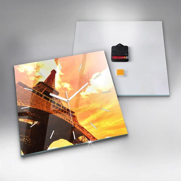 Kwadratowy zegar Wieża Eiffla w Paryżu