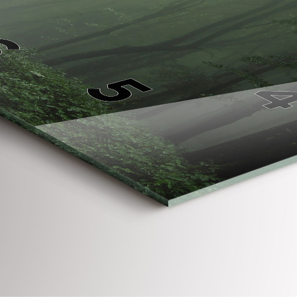 Kwadratowy zegar Mglisty las o poranku