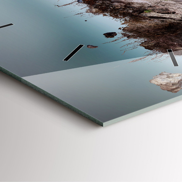 Kwadratowy zegar Latająca wyspa i wodospad