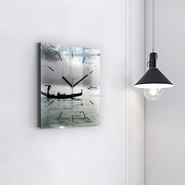 Kwadratowy zegar Gondola w Wenecji