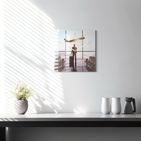 Kwadratowy zegar Człowiek na lotnisku