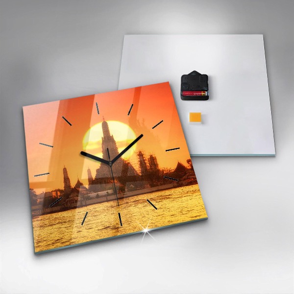 Kwadratowy zegar Wat arun Bangkok Tajlandia