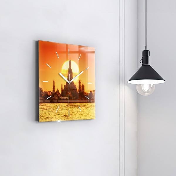 Kwadratowy zegar Wat arun Bangkok Tajlandia