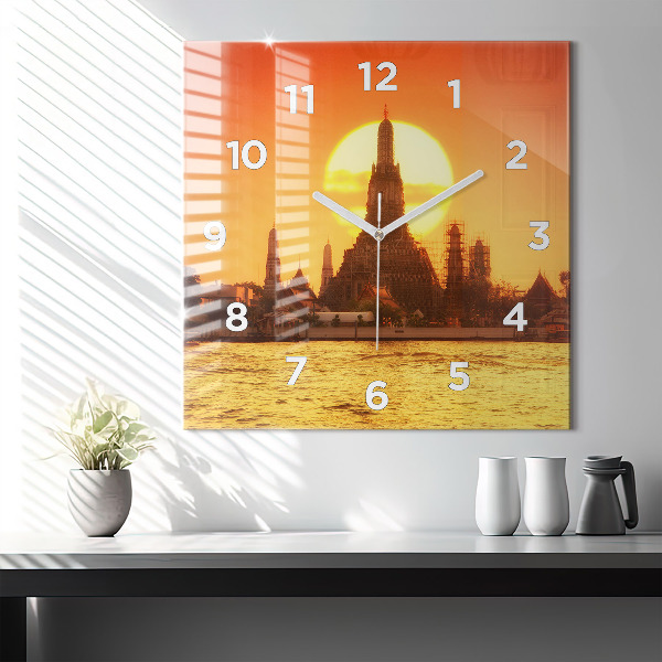 Kwadratowy zegar Wat arun Bangkok Tajlandia